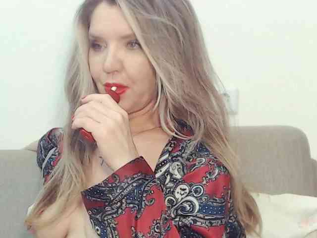 Drakulaura1 webcam