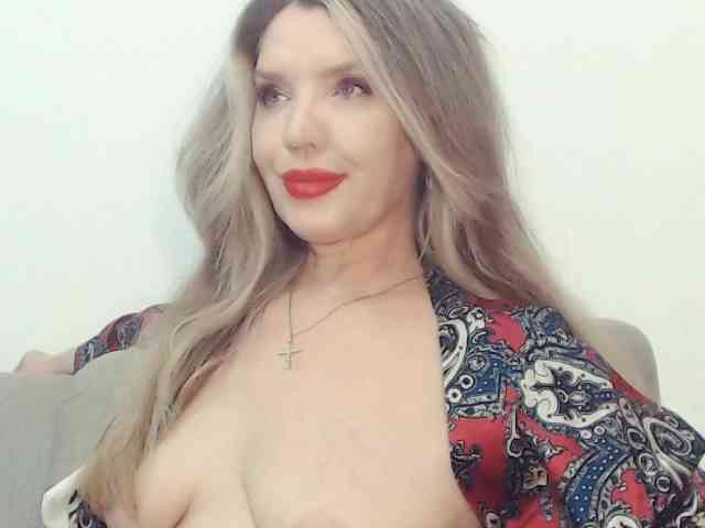 Drakulaura1 webcam