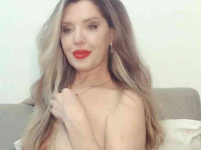 Drakulaura1 webcam