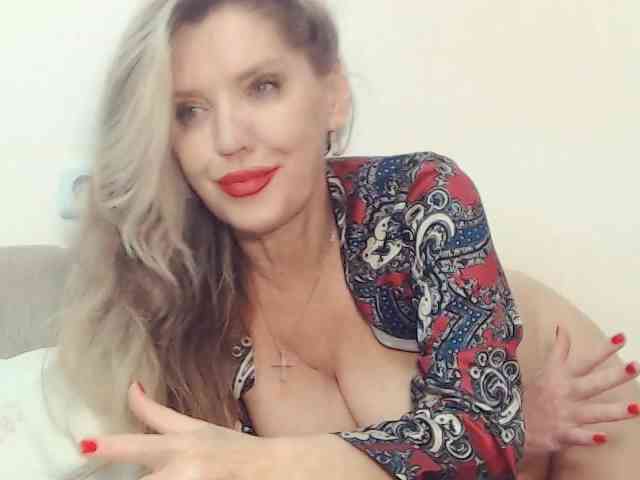 Drakulaura1 webcam