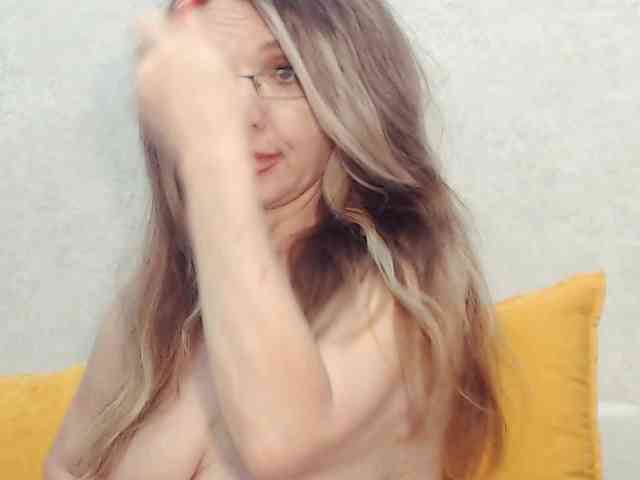 Drakulaura1 webcam