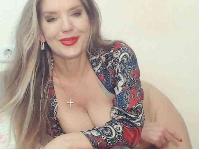Drakulaura1 webcam