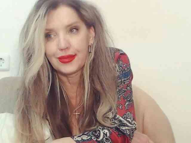 Drakulaura1 webcam