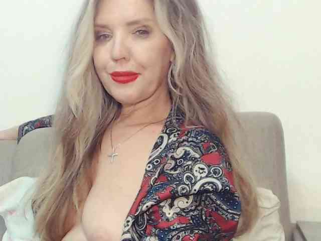 Drakulaura1 webcam