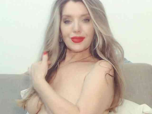 Drakulaura1 webcam