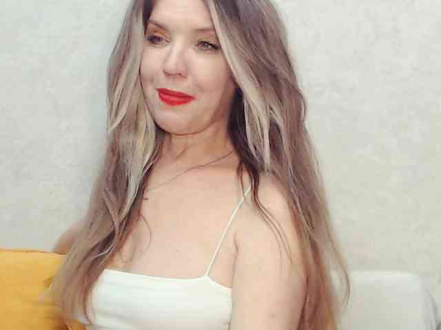 Drakulaura1 webcam
