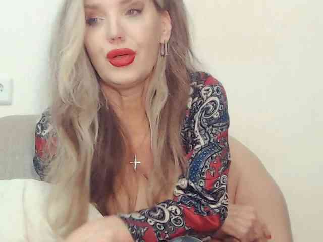 Drakulaura1 webcam