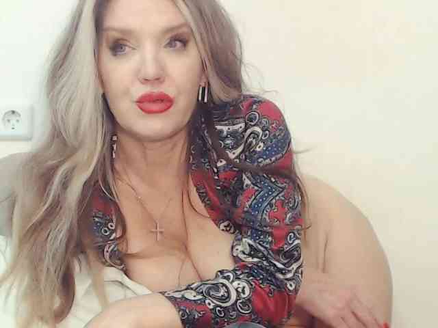 Drakulaura1 webcam