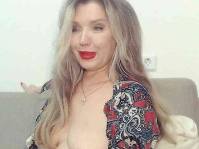 Drakulaura1 webcam