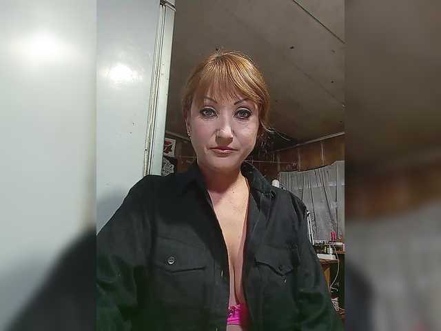 YouGirlXXX live cam on BongaCams