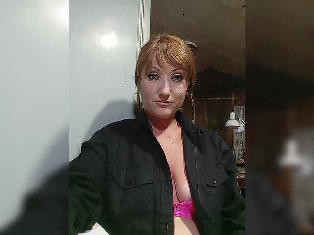 YouGirlXXX live cam on BongaCams