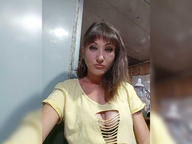 YouGirlXXX live cam on BongaCams