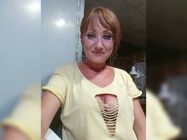 YouGirlXXX live cam on BongaCams
