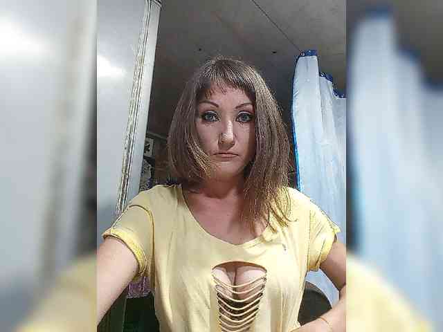 8BESTGirl8 webcam