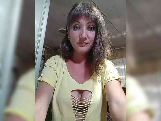 8BESTGirl8 webcam