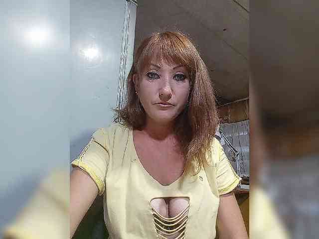 8BESTGirl8 webcam