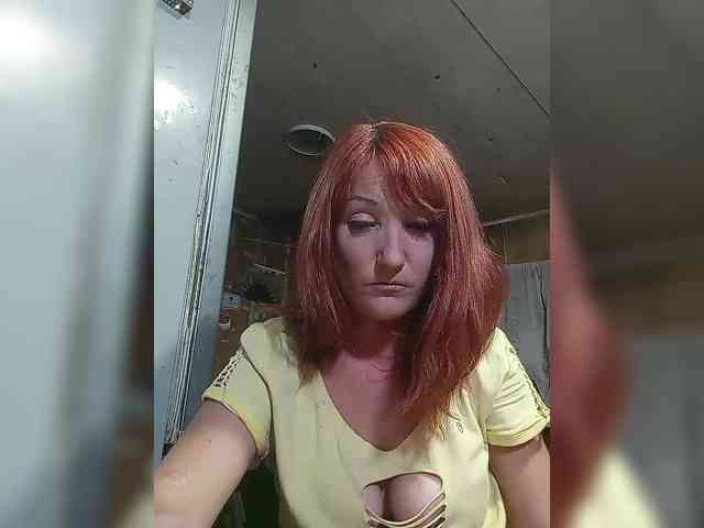 8BESTGirl8 webcam