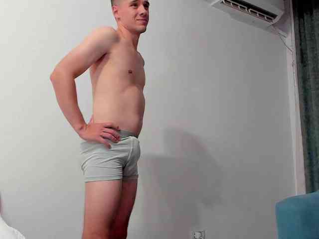 Young_Squad webcam