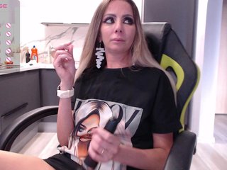 blondalina Porn Show