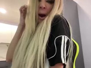 blondalina Porn Show