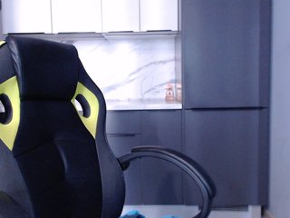 blondalina Porn Show