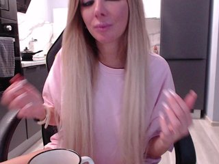 blondalina Porn Show