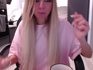 blondalina Porn Show
