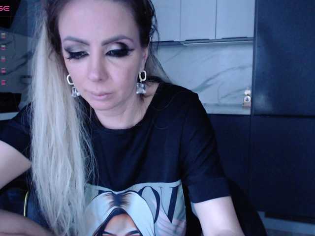 Preview of blondalina