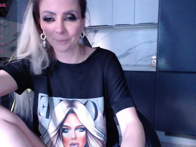  blondalina chat room