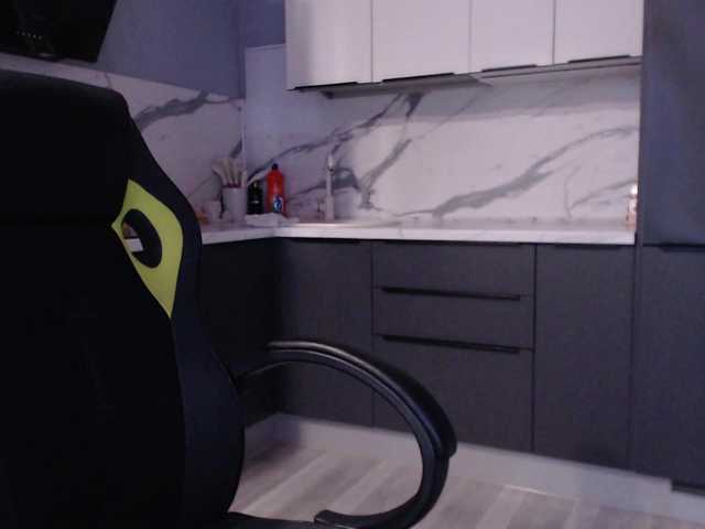 blondalina cam belle
