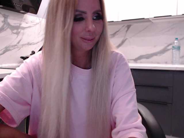 blondalina live sex show