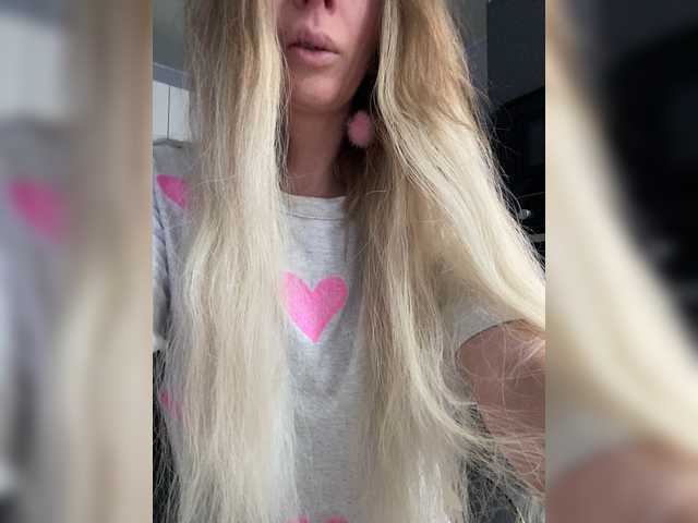  blondalina chat room