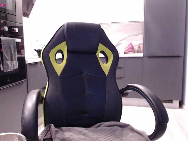 blondalina live cam preview