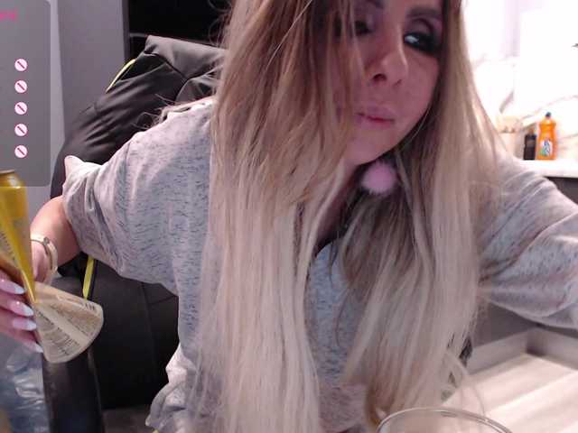 blondalina live sex show
