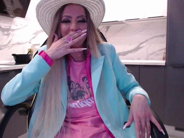 blondalina online