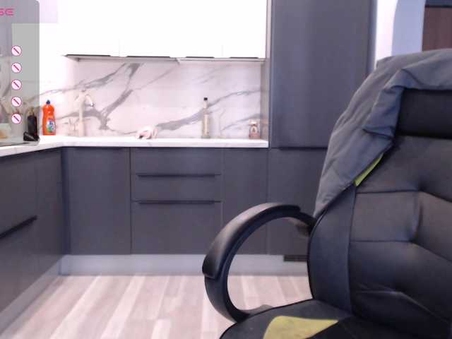 blondalina cam belle