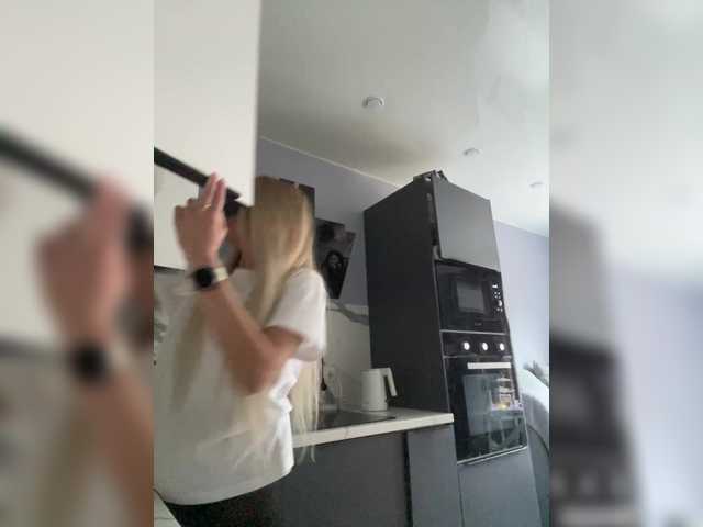 blondalina live cam on BongaCams