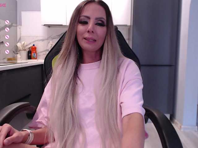 blondalina live sex