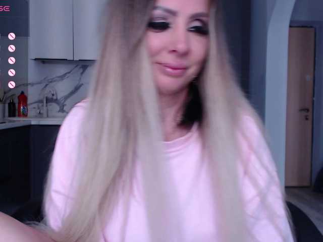 blondalina live sex