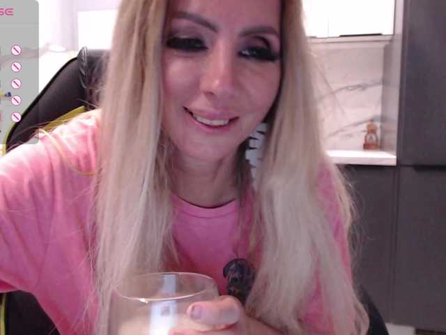 blondalina cam belle
