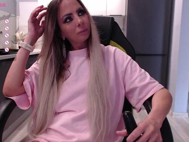 blondalina live sex