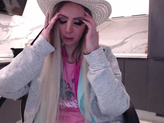 blondalina live sex