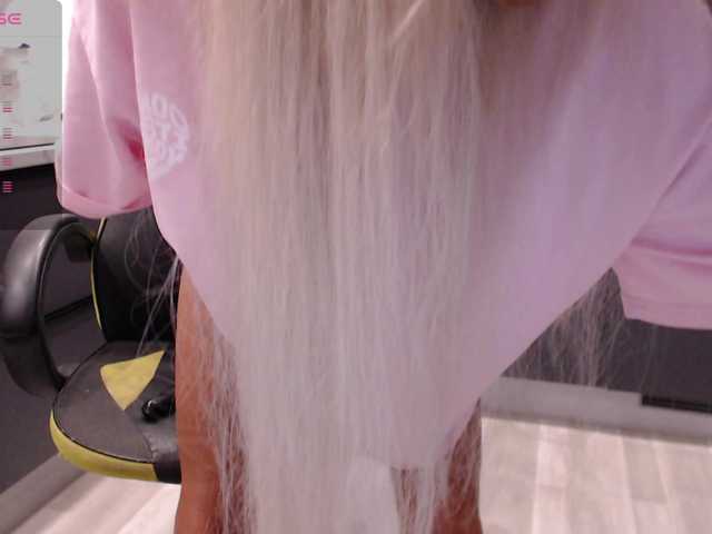blondalina live webcam show