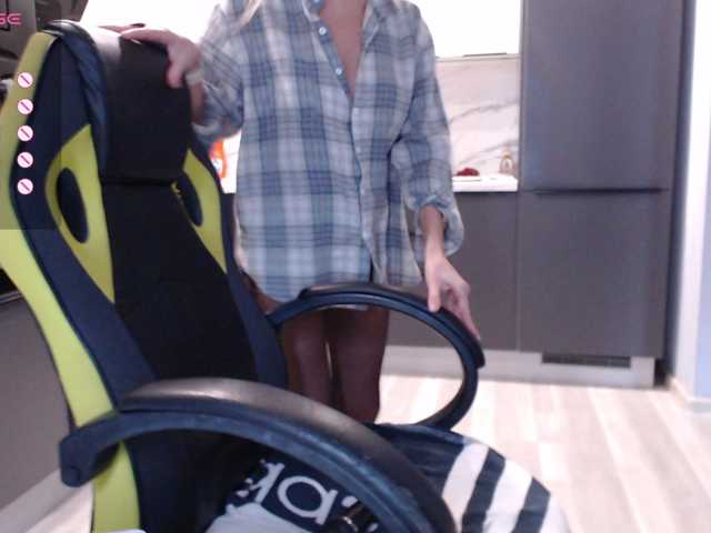 Blondalina live webcam