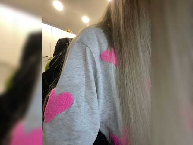  blondalina chat room