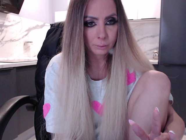 blondalina online
