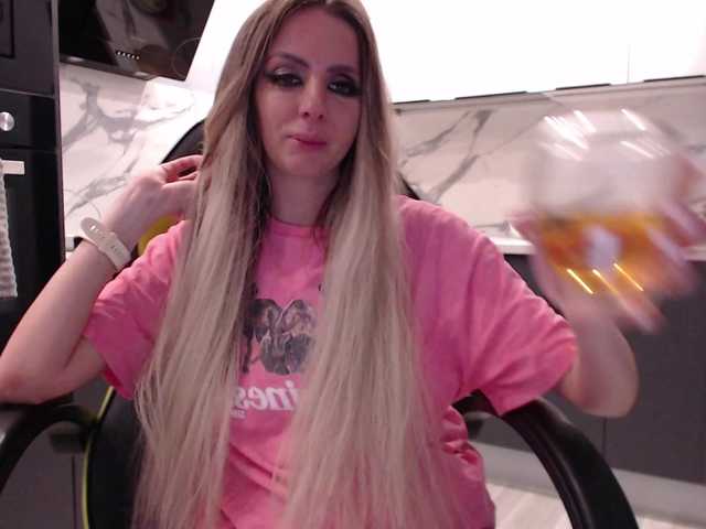  blondalina chat room