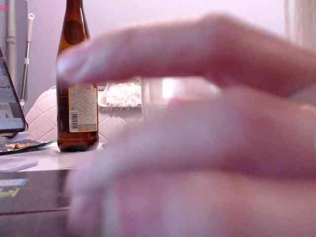 blondalina webcam