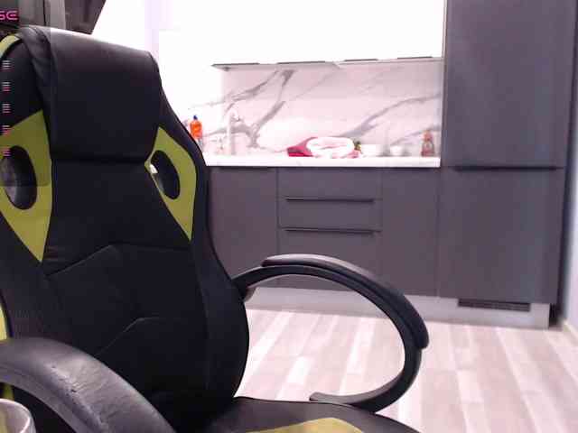 blondalina webcam