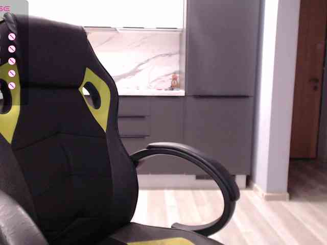 blondalina webcam